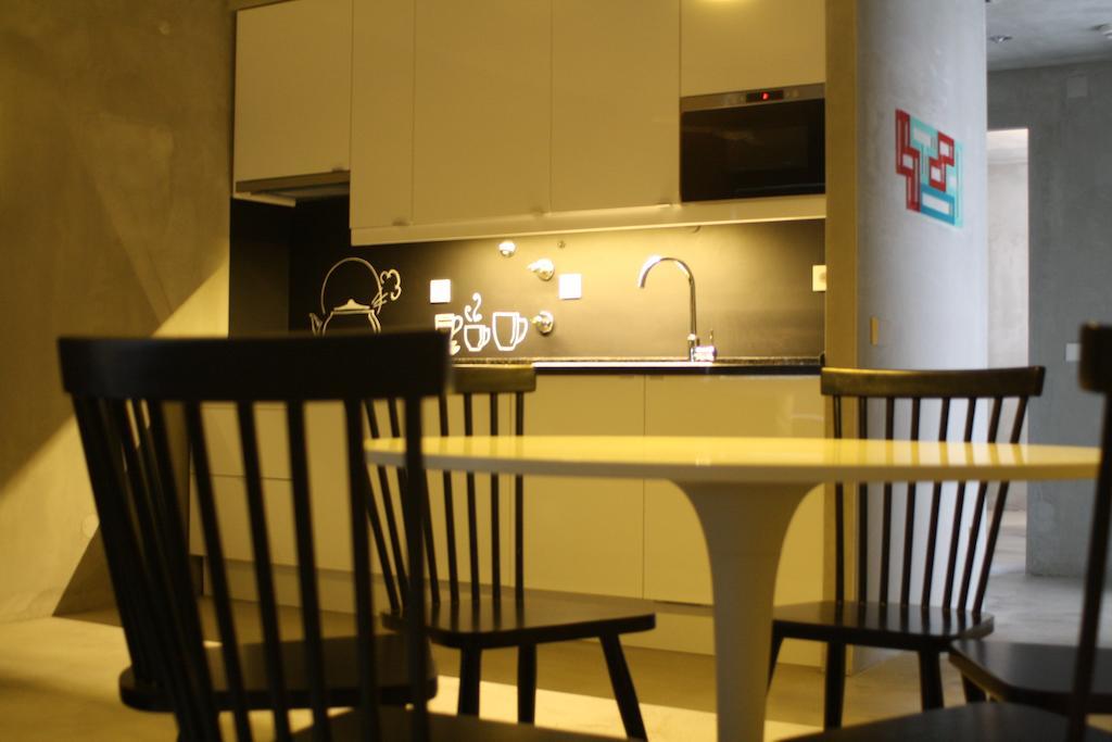 N1 Hostel Apartments And Suites Santarém Chambre photo