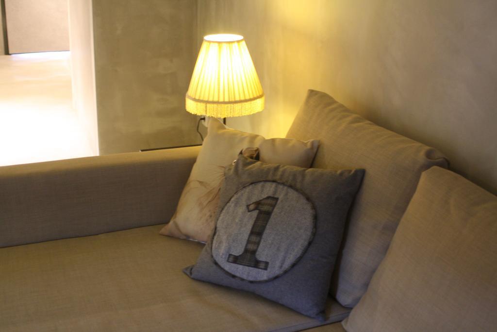 N1 Hostel Apartments And Suites Santarém Chambre photo