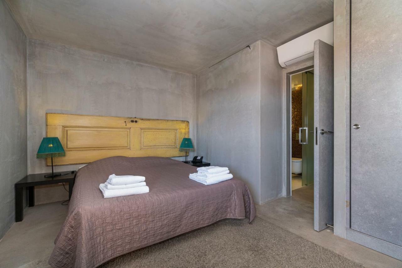 N1 Hostel Apartments And Suites Santarém Extérieur photo