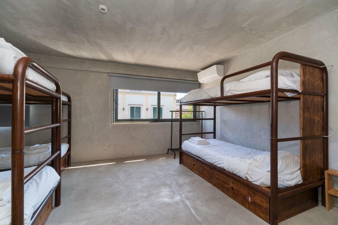 N1 Hostel Apartments And Suites Santarém Extérieur photo