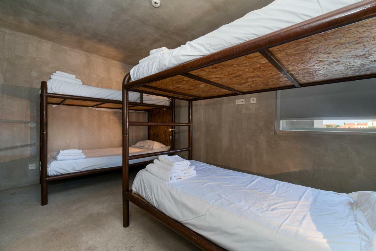 N1 Hostel Apartments And Suites Santarém Extérieur photo